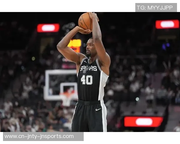 韦尔稳定表现再获两双15投7中罚球全中贡献20分14篮板外加1断1帽 韦尔稳定表现再获两双15投7中罚球全中贡献20分14篮板外加1断1帽