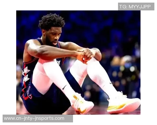 揭幕战主场对决76人杰伦布朗因左腿筋拉伤出战存疑 揭幕战主场对决76人杰伦布朗因左腿筋拉伤出战存疑