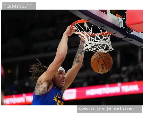 曼恩首节火力全开独得10分半场高效6中5贡献14分3板表现出色