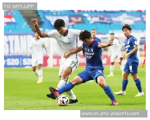 李东炅结束兵役重返蔚山现代足球队开启新征程