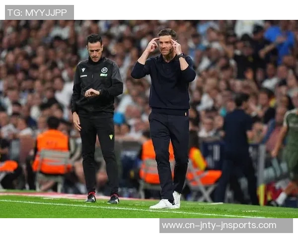 伯纳乌嘘声为阿隆索鸣不平球迷为何被称为保龙派